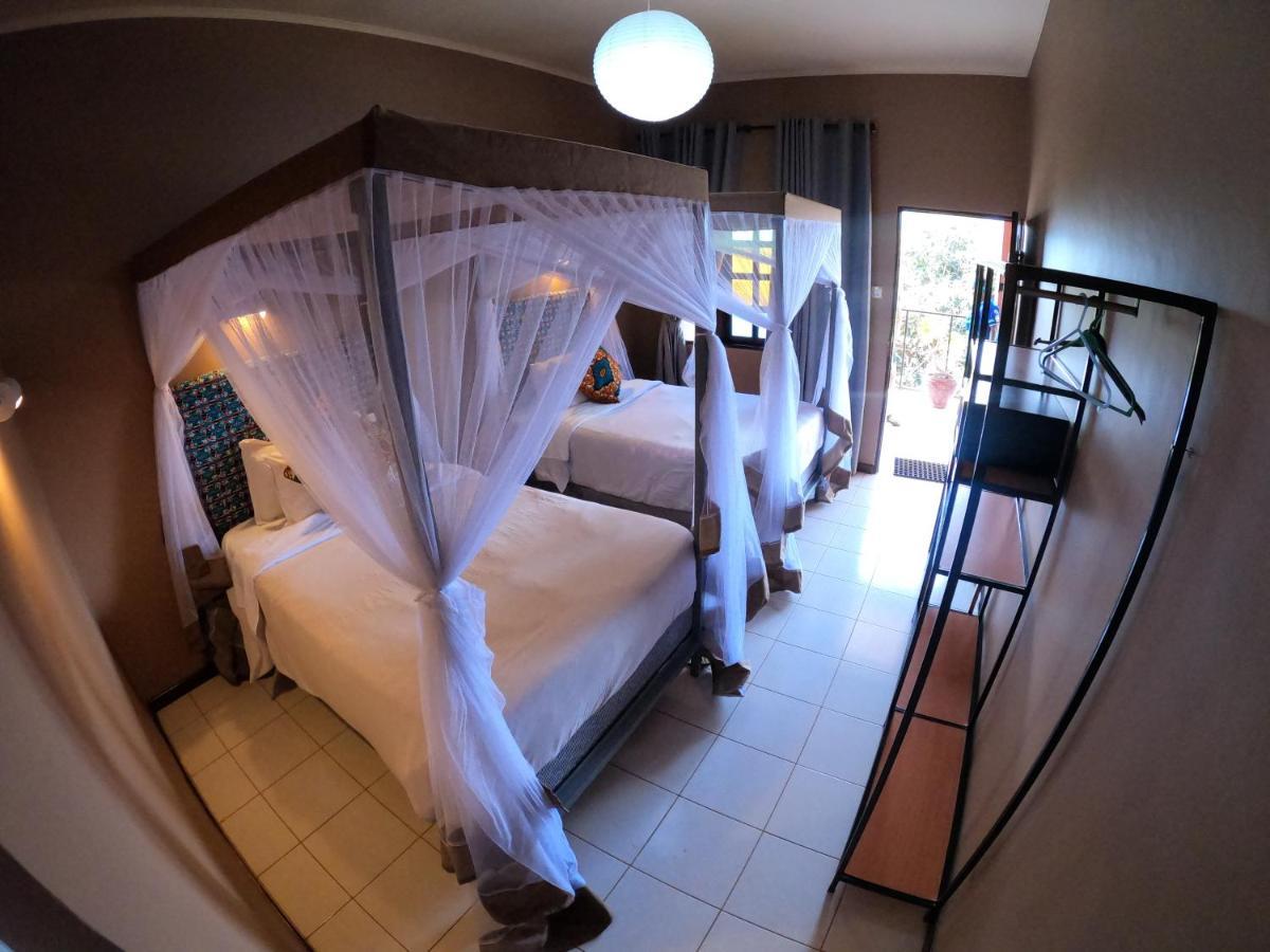 Highview Hotel Karatu Luaran gambar