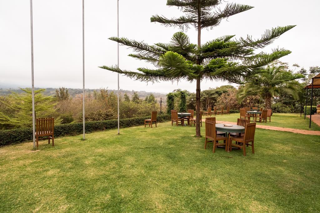 Highview Hotel Karatu Luaran gambar